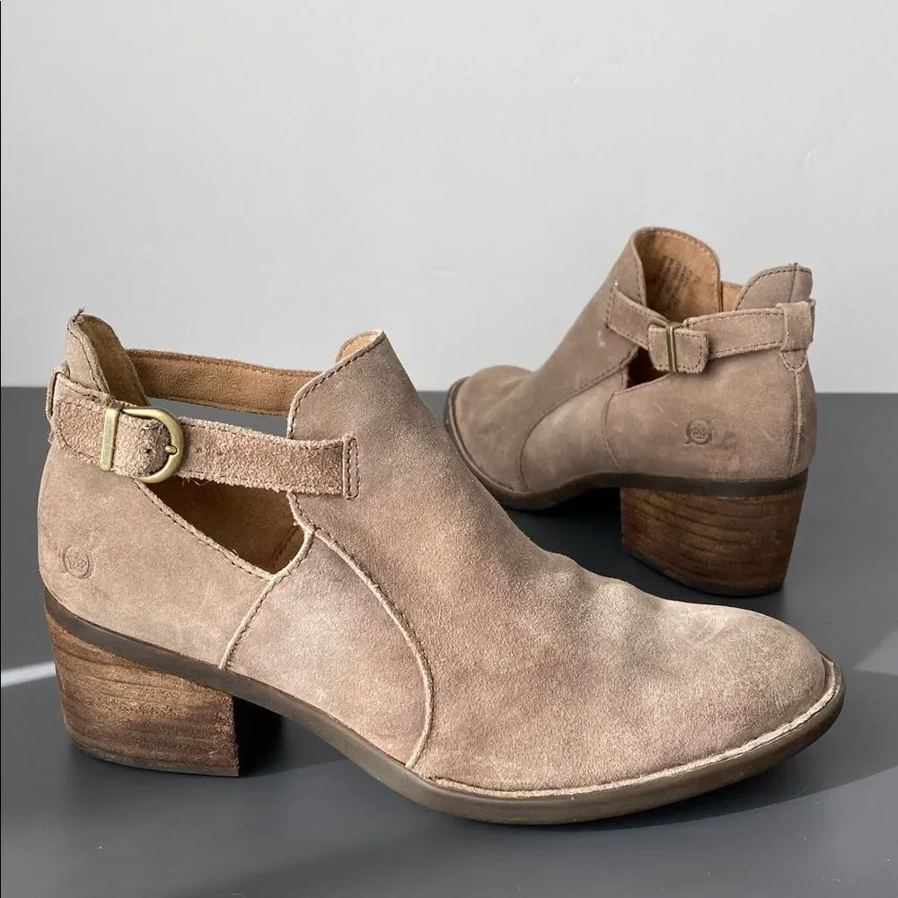 Born Women’s Tan Suede Buckle Heeled Boots Bootie Sz 8 Boho Chic Western Cottage